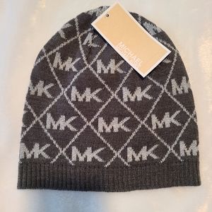 NWT Michael Kors Silver And Grey Beanie